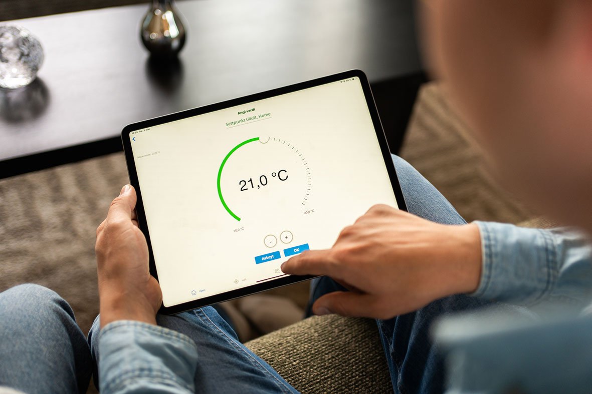 Adjust and customize your indoor climate with the Flexit GO app